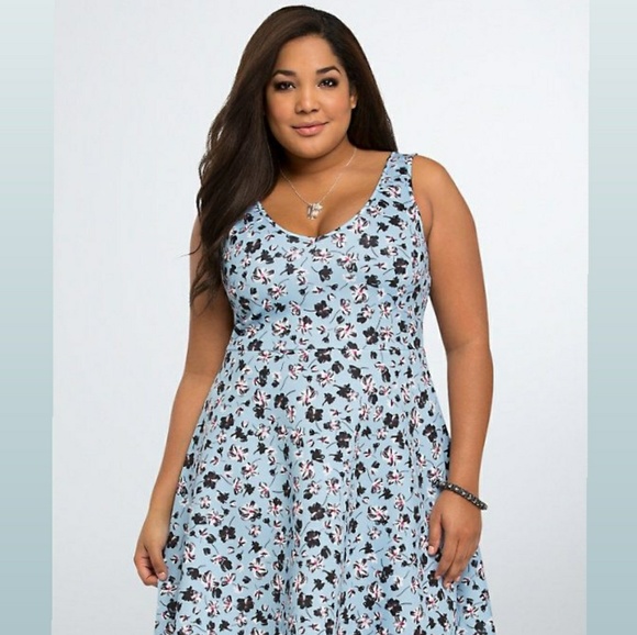 ⚫NWOT SEXY FLORAL TANK SCUBA DRESS - Picture 4 of 5